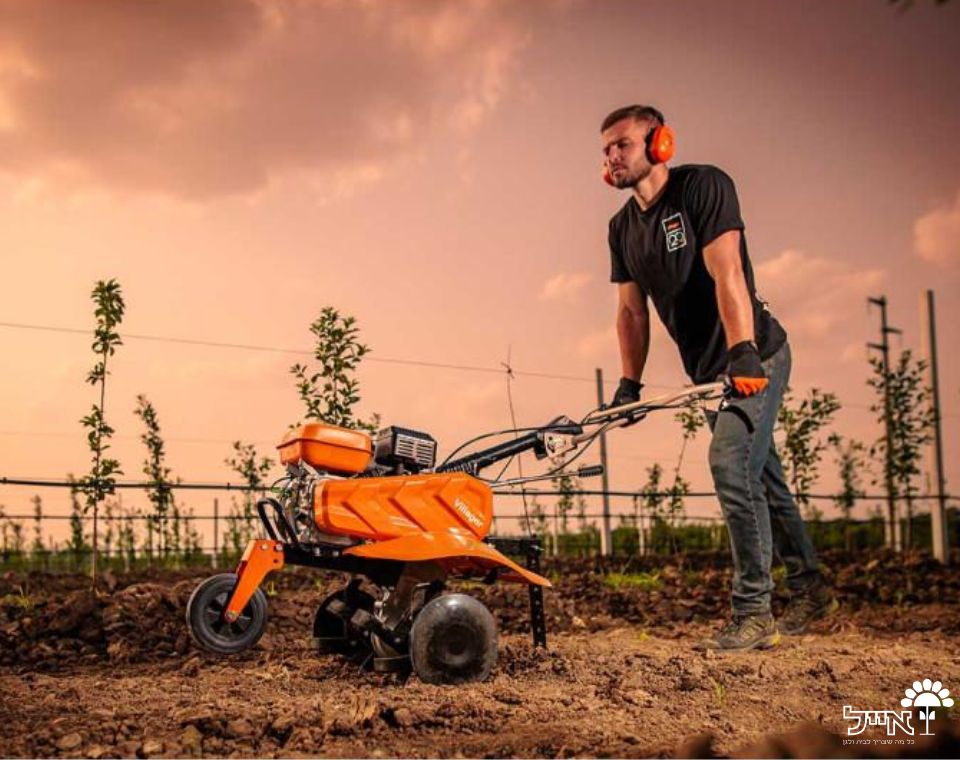 מחרשת אדמה ממונעת | דגם VTB 842