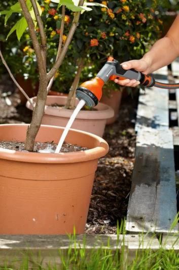 אקדח מים מקצועי | 3 מצבים | GARDENA