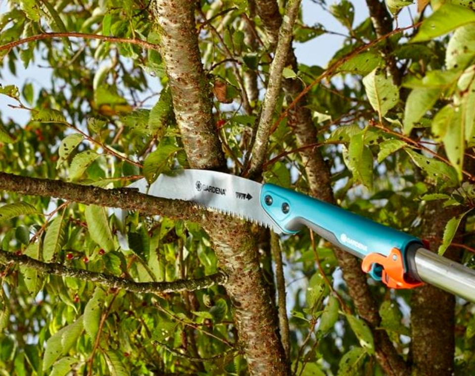 מסור גיזום גובה | דגם 8739 | GARDENA - משתלת אייל