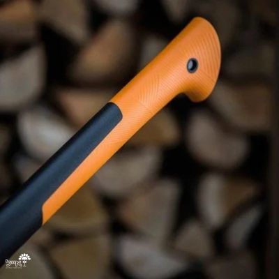 גרזן ביקוע מקצועי FISKARS X27 | גרזן לפיצול עצים גדולים של Fiskars – פירוט מפרט טכני