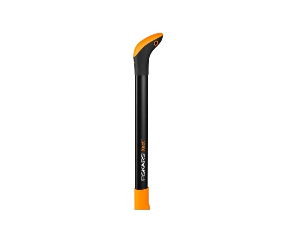 עוקר עשבים FISKARS Xact | 100 ס"מ של Fiskars – תמונת שימוש והתקנה