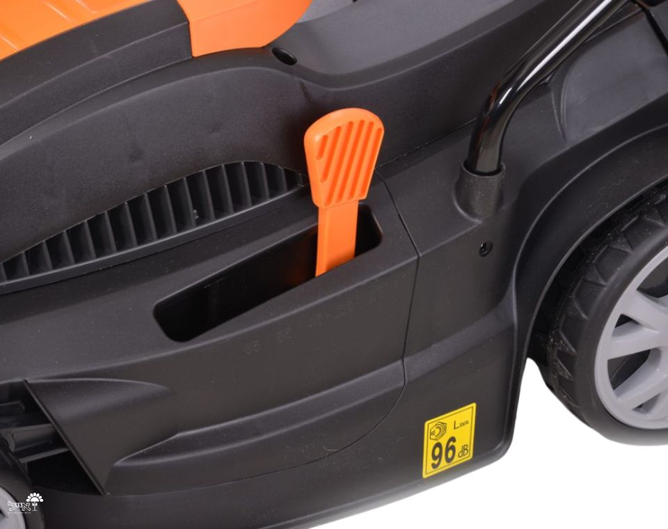 מכסחת דשא חשמלית Villy 1600 P | גוף בלבד