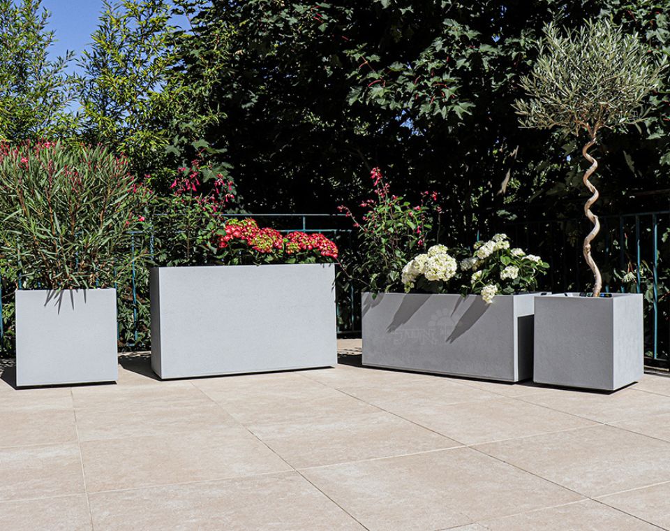 אדנית דמוי בטון | 79.5X29.5X29.5 | אפור בהיר