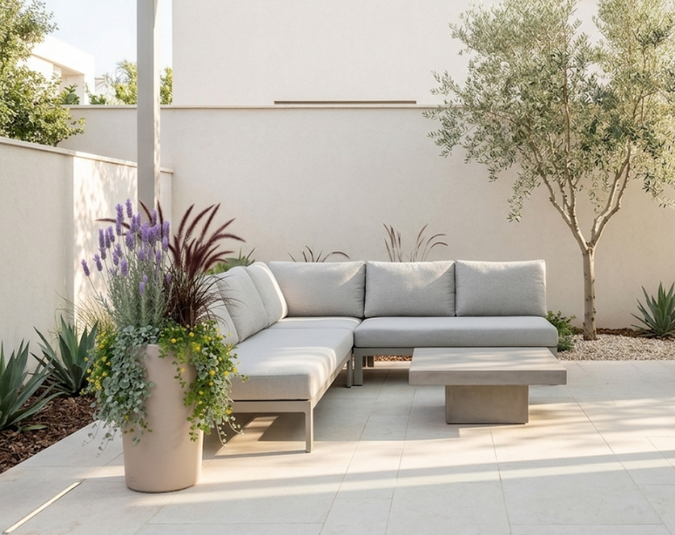 כד מוכן עם צמחיה | לבנדר מנוצה, זיף נוצה, 4 דיכונדרה כסופה ו-4 וידליה | 5 צבעים לבחירה | 40X80