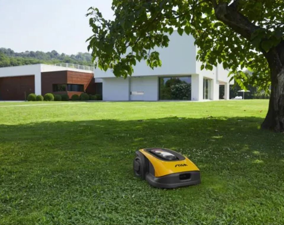 רובוט נטען לכיסוח הדשא | A300 | מונחה GPS