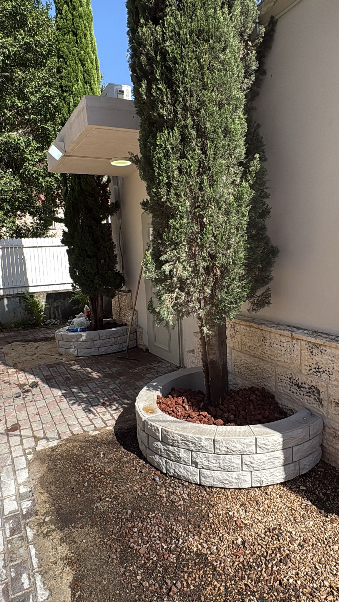 קשת קטנה | TERRACE-IT מערכת DIY מודולרית לעיצוב ותיחום | 106x33 ס״מ | פוליאתילן דמוי אבן